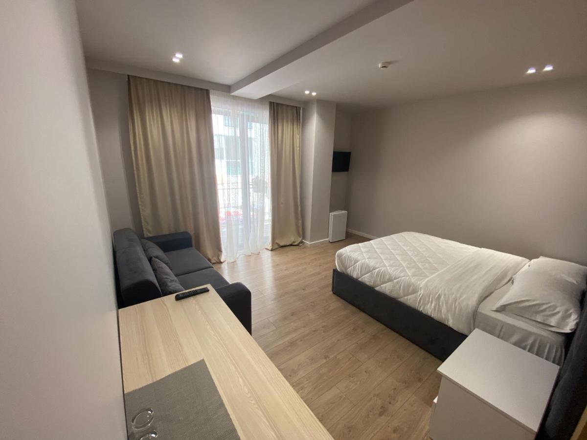 Hotel Alion Durres Bagian luar foto