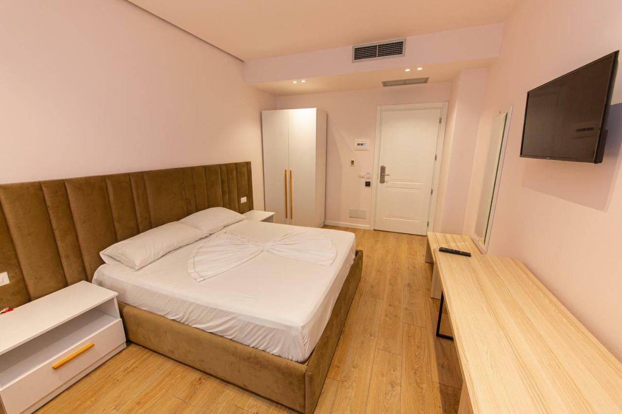 Hotel Alion Durres Bagian luar foto